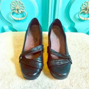 Clarks Black Pumps with Active Air